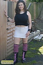 deniseTHAbadgirl_027.jpg