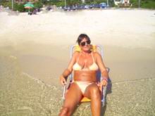 thm23102011_01.jpg